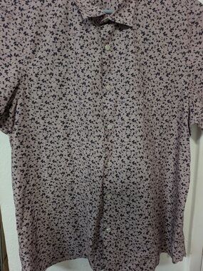 Perry Ellis Pink Short-Sleeve Button-Down with Dark Floral Print